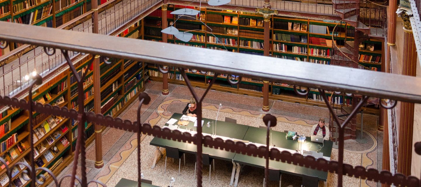 Amsterdam in boeken en films en series door Andrys