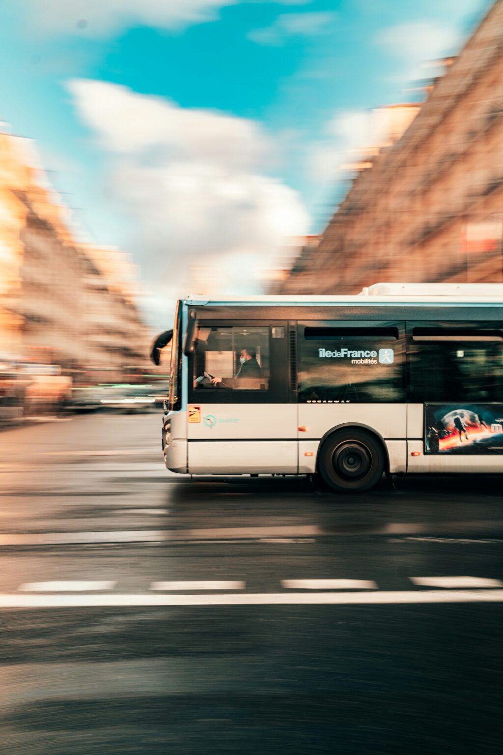 Met de bus naar Parijs
